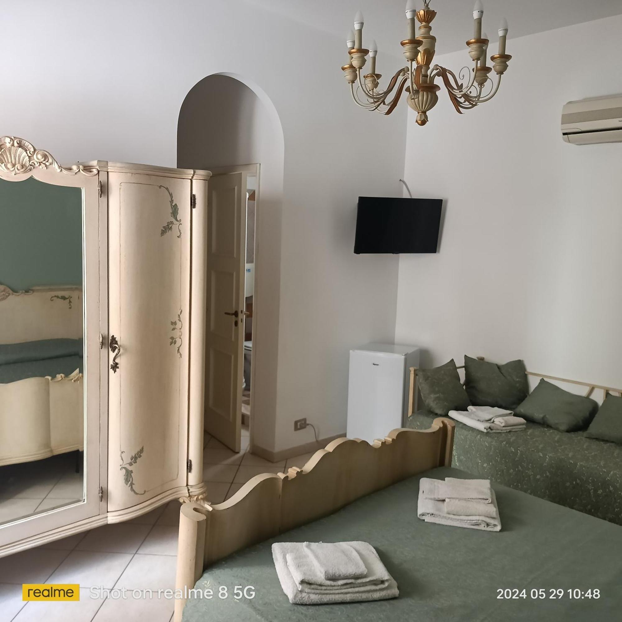 Almaran B&B Trapani Port & City Exterior photo