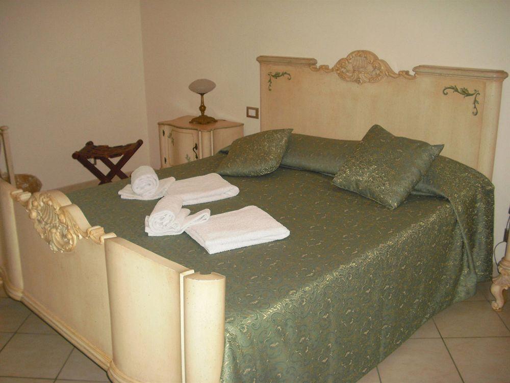 Almaran B&B Trapani Port & City Exterior photo