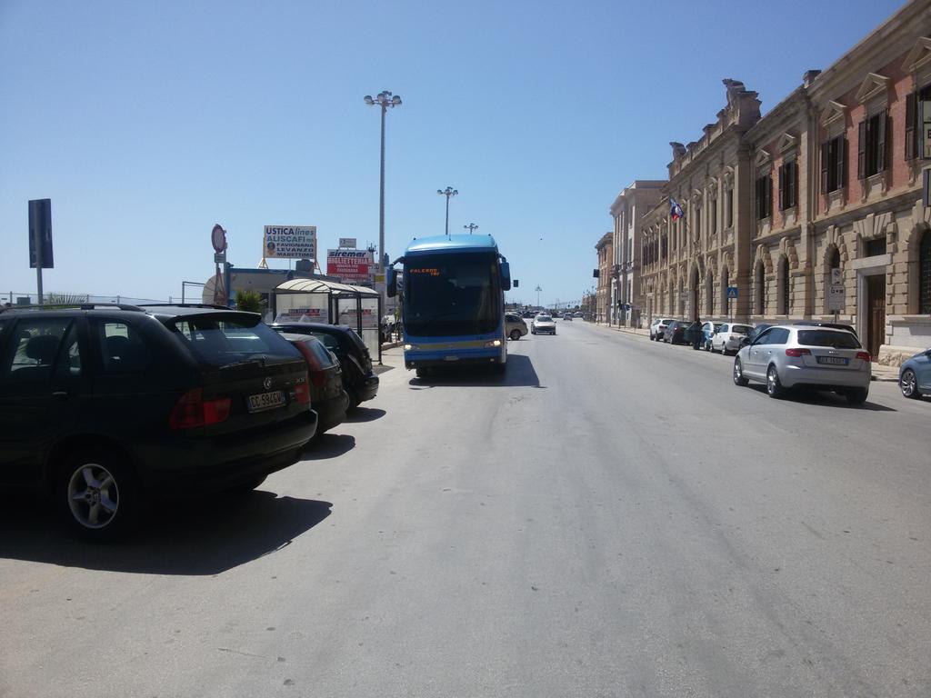Almaran B&B Trapani Port & City Exterior photo